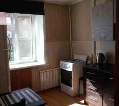 Двухместный номер Standard с балконом (двуспальная кровать) в Апартаменты Коммунистический проспект 24а