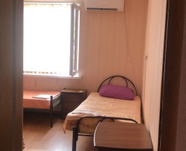 Четырехместный номер с 1 двуспальной или 2 односпальными кроватями в Саучи