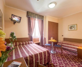 Четырёхместный номер Standard в Buonarroti Home