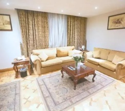 Двухместный люкс Executive Deluxe (двуспальная кровать) в Triumph Plaza Hotel