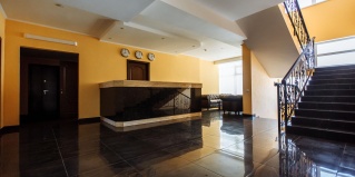 Омск: Отель Славянка