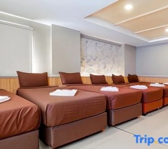 Кровать в общем номере в Отель Grand Alpine