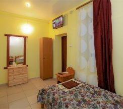 Стандартный 3х местный номер 2 этаж в Green oasis Vavilon
