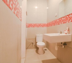 Двухместный номер Deluxe двуспальная кровать в OYO 1489 Simona Hotel