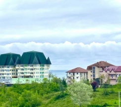 Улучшенный 3-х местный номер в Первый Солнечный
