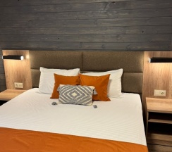 1. Коттедж семейный в Дубки