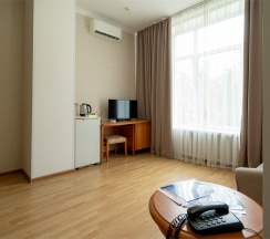 СЬЮТ (2-Х КОМНАТНЫЙ НОМЕР) в Чайка