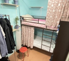 Кровать в общем номере в Комфорт+