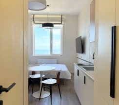 Уютная студия на 13 этаже с панорамным видом на Каспийское море. в Как Дома 05