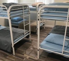 Кровать в общем номере в A1 LA City Hostel