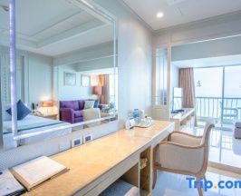 Двухместный люкс Mini Plus с видом на восход двуспальная кровать в Royal Cliff Beach Hotel Pattaya