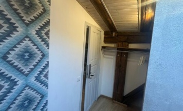 Бюджетный двухместный номер с двумя односпальными кроватями (Мансарда) в Ситикомфорт