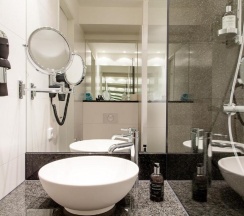 Одноместный номер Standard двуспальная кровать в Motel One Munich - Parkstadt Schwabing