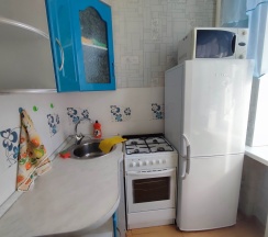 Апартаменты c 1 комнатой с балконом и с красивым видом из окна в Квартира на проспекте Ленина 69/1
