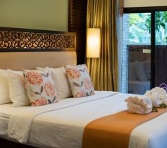 Бунгало Deluxe в Peach Hill Resort