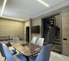 Апартаменты с видом на горы в Lavina