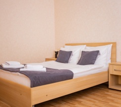 Стандарт 3-местный с двуспальной кроватью и балконом в Джульетта