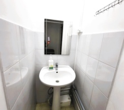 Отдельный номер  Просторный с собственным умывальником в Ваш миниотель