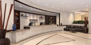 Мид-Бич: Курортный отель Radisson Resort Miami Beach