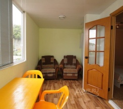 Четырёхместный номер Standard с красивым видом из окна в Кедр