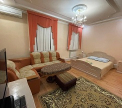 Полулюкс в Сити