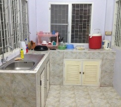 Вилла с 3 комнатами в Baan Par Pern Hadchaosamran