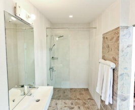 Семейный номер Standard с балконом в Golden Star Beach Hotel