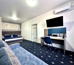 2 комн Executive suite 6 мест в 7 небо