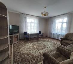 Двухместный номер Superior с балконом двуспальная кровать в Караганда