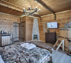 Двухместный 27 люкс с балконом и с видом на море двуспальная кровать в Exclusive Hotel&Apartments