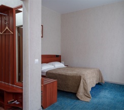 СТАНДАРТ с одной большой кроватью в Cronwell Ника Center