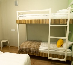 Семейный номер с общей ванной комнатой в Лимонад