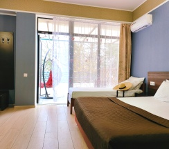 Трёхместный комфорт с общей террасой  в Уральские самоцветы