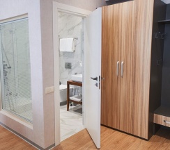 Номер-студио с кроватью "king-size" и видом на озеро в F911