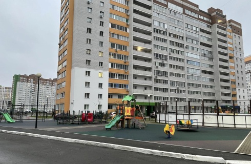 Брянск: Апартаменты Квартира Уютная на Кургане Бессмертия