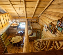 Еловая усадьба в Мазаная Горка