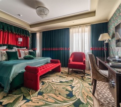 Улучшенный с кроватью «king-size» в Albora Boutique Hotel