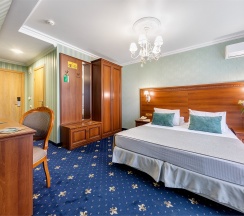 Номер первой категории Стандарт с балконом в Лермонт