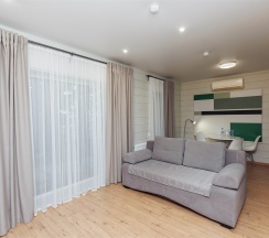 Стандарт Прибрежный в Изумрудное