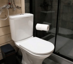 Семейный коттедж в Хюгге на озере