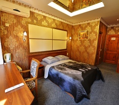 Двухместный номер Standard с балконом двуспальная кровать в Малибу