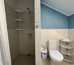 Двухместный номер с Удобствами (Мансарда) в Краски