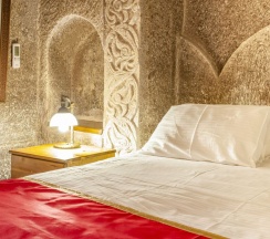 Номер Standard Stone в Ottoman Cave Suites