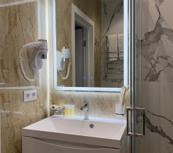Делюкс в Монтевиль by Adamand Resort