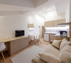 Студия комфорт с Мансардными окнами в Кarl House