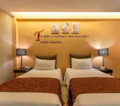 Двухместный номер S Boutique Wing 2 отдельные кровати в Sunbeam Hotel Pattaya