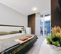 2-местный 1-комнатный номер стандарт эконом с 1 двуспальной кроватью в Гравитация