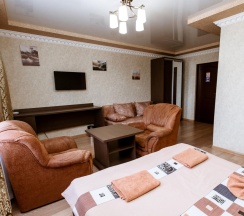 Комната полулюкс семейная в Лоза