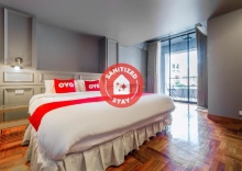 Двухместный номер Deluxe двуспальная кровать в OYO 1042 Boons Residence Sathorn