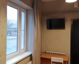 Двухместная комната при входе в дом с общей ванной в Орловский дом